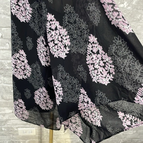 Belle by Kim Gravel Floral Medallion Blouse - Picture 3 of 7